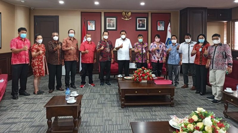 Naik Atau Turun UMP Sulut 2022?