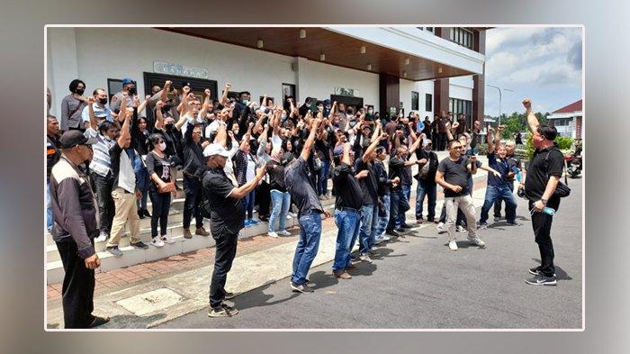 Gugatan Di Menangkan Oleh 208 Kepala Lingkungan dan Wali Kota Andrei Angow Di tuntut Ganti Rugi