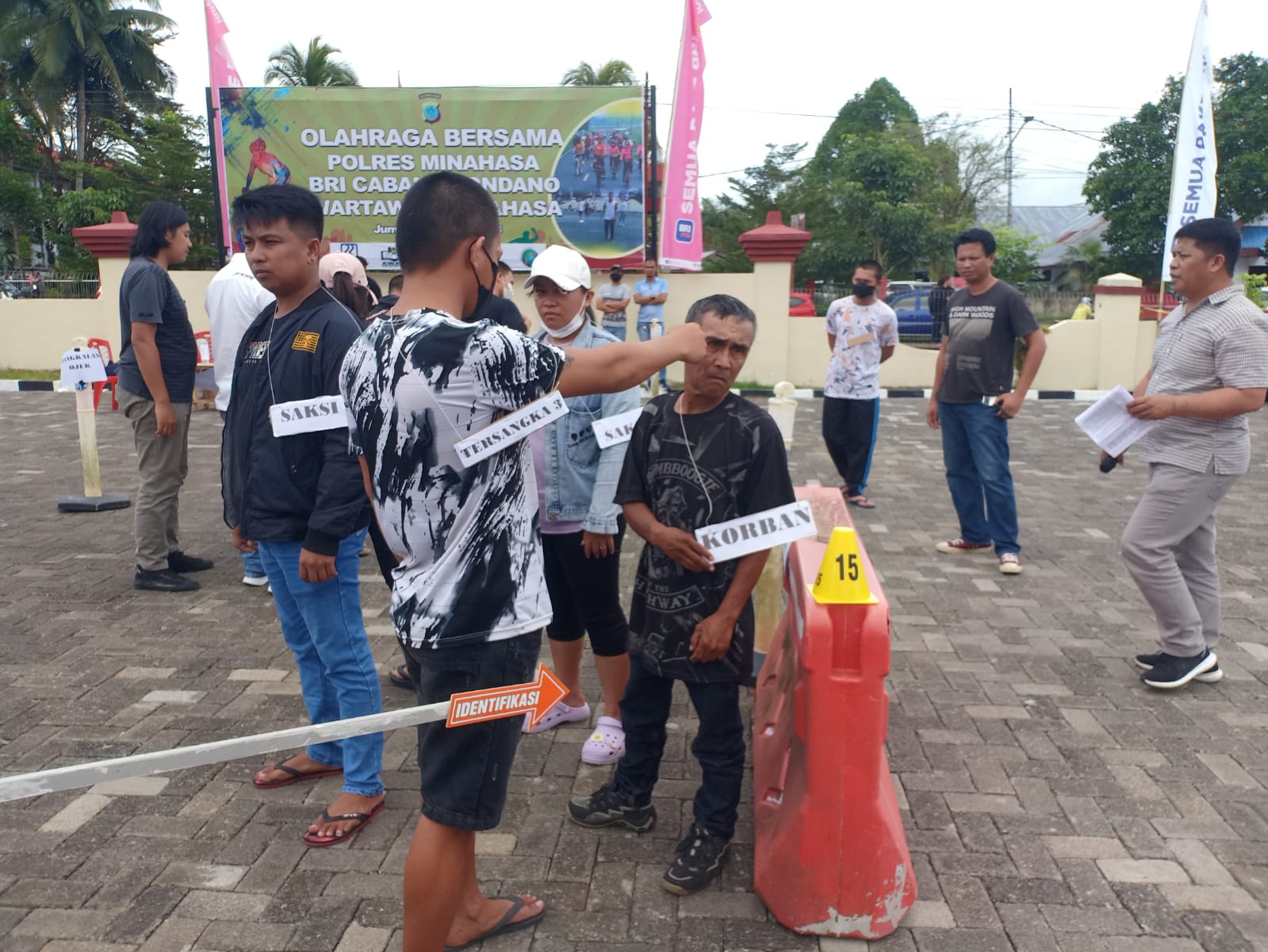 Rekonstruksi Pembunuhan Natal di Remboken Digelar Polres Minahasa